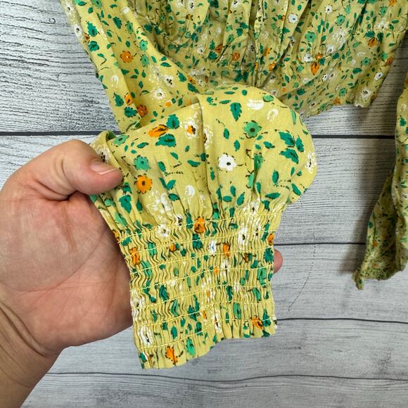 Aerie Women's Green Floral Long Sleeve Crop Blouse Size Medium - Picture 3 of 7